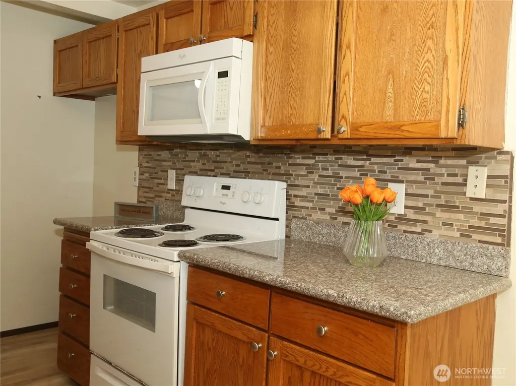 26425 Pennsylvania Avenue NE Kingston WA 98346