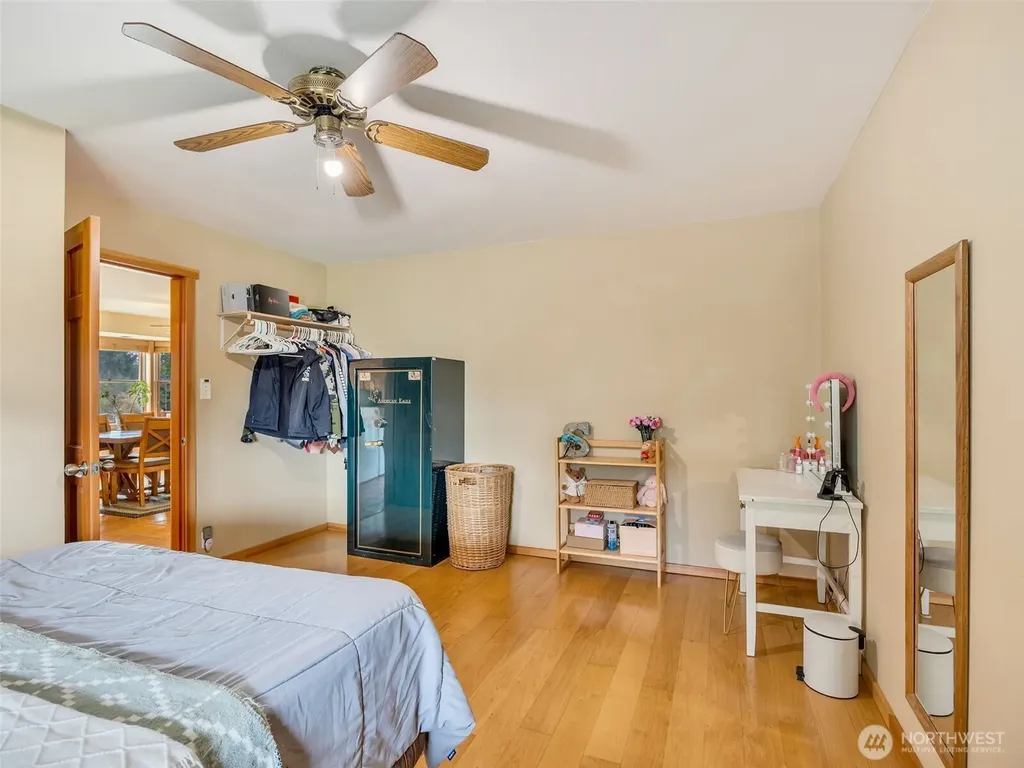 20003 Sandridge Road Long Beach WA 98631