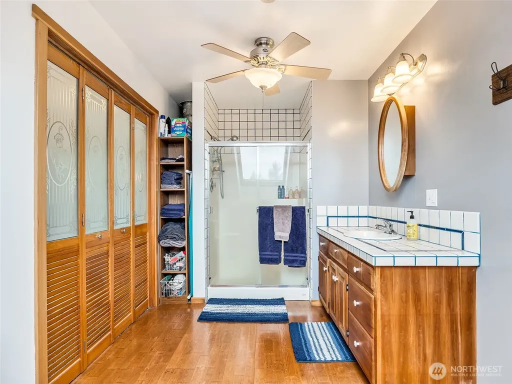20003 Sandridge Road Long Beach WA 98631