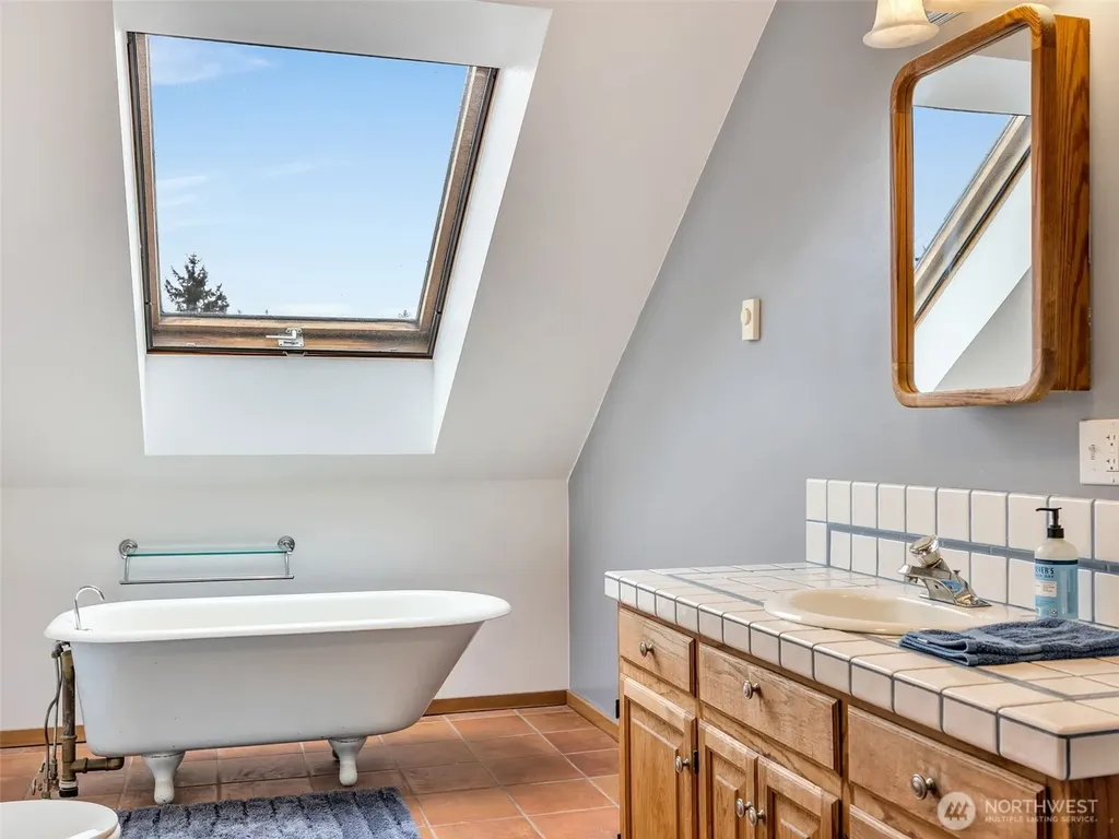 20003 Sandridge Road Long Beach WA 98631