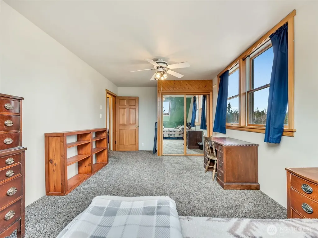 20003 Sandridge Road Long Beach WA 98631