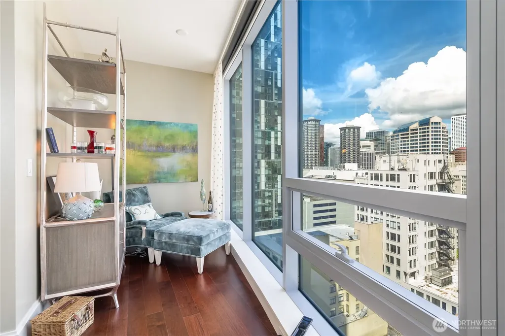 1521 2nd Avenue Seattle WA 98101