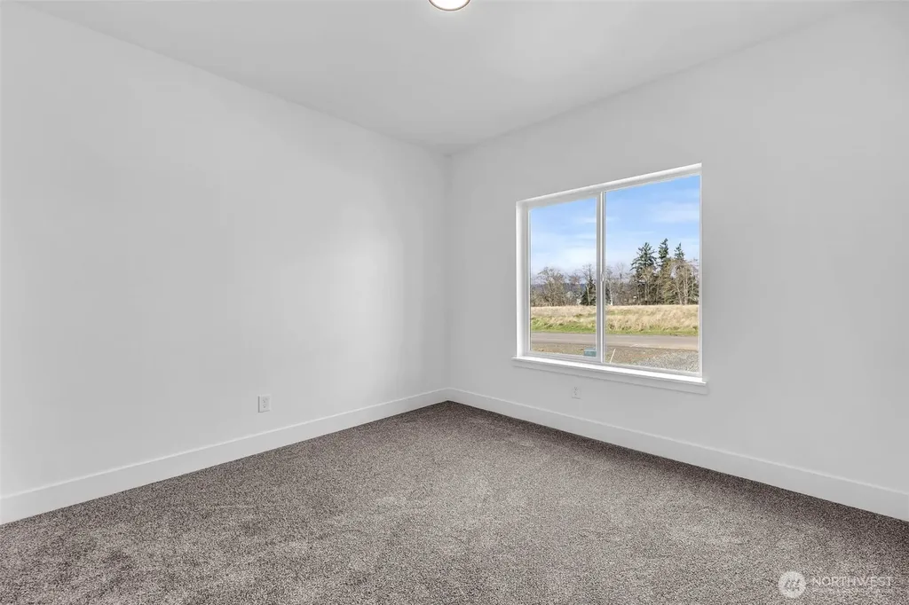 3 Anchor Way Loop Cathlamet WA 98612