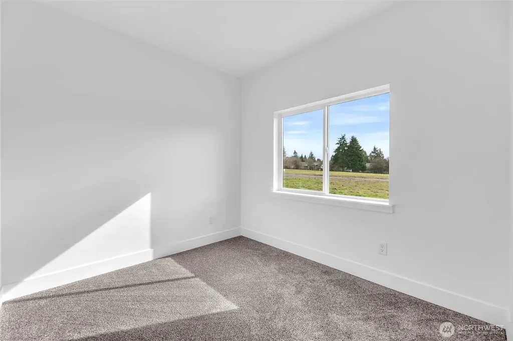 3 Anchor Way Loop Cathlamet WA 98612