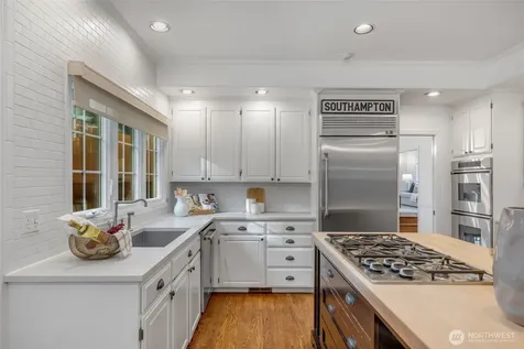 23837 SE 45th Street Sammamish WA 98029