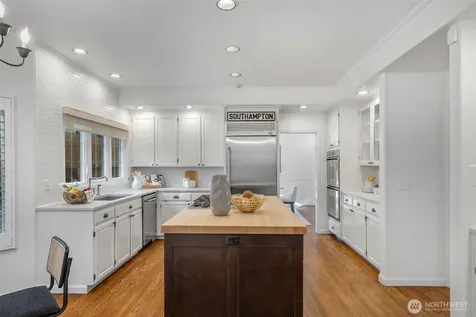 23837 SE 45th Street Sammamish WA 98029