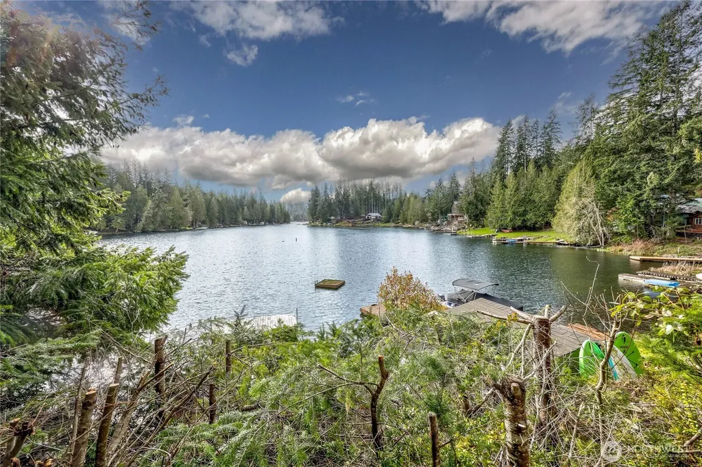 2120 NE Tahuya Blacksmith Road Tahuya WA 98588
