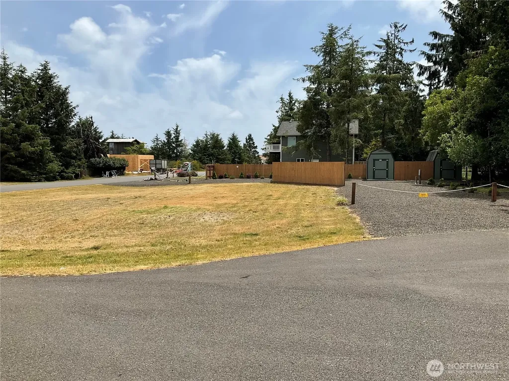 177 Sunrise/ 159 Kirkwood Ct. SE Avenue SE Ocean Shores WA 98569