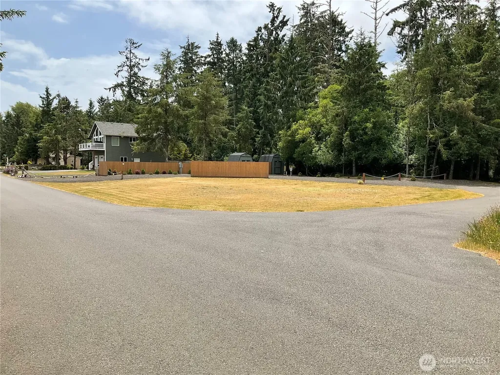 177 Sunrise/ 159 Kirkwood Ct. SE Avenue SE Ocean Shores WA 98569