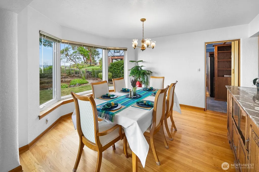 10445 Marine View Drive SW Seattle WA 98146