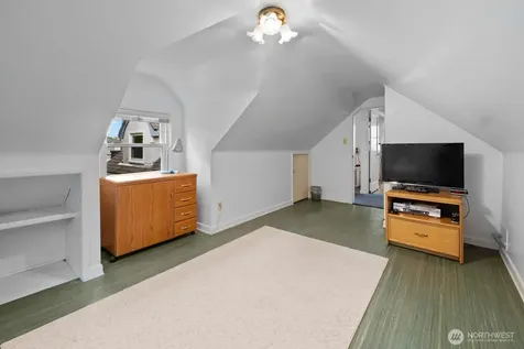 10445 Marine View Drive SW Seattle WA 98146