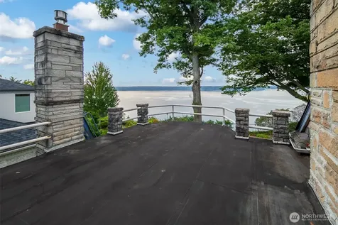10445 Marine View Drive SW Seattle WA 98146