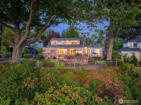 10445 Marine View Drive SW Seattle WA 98146