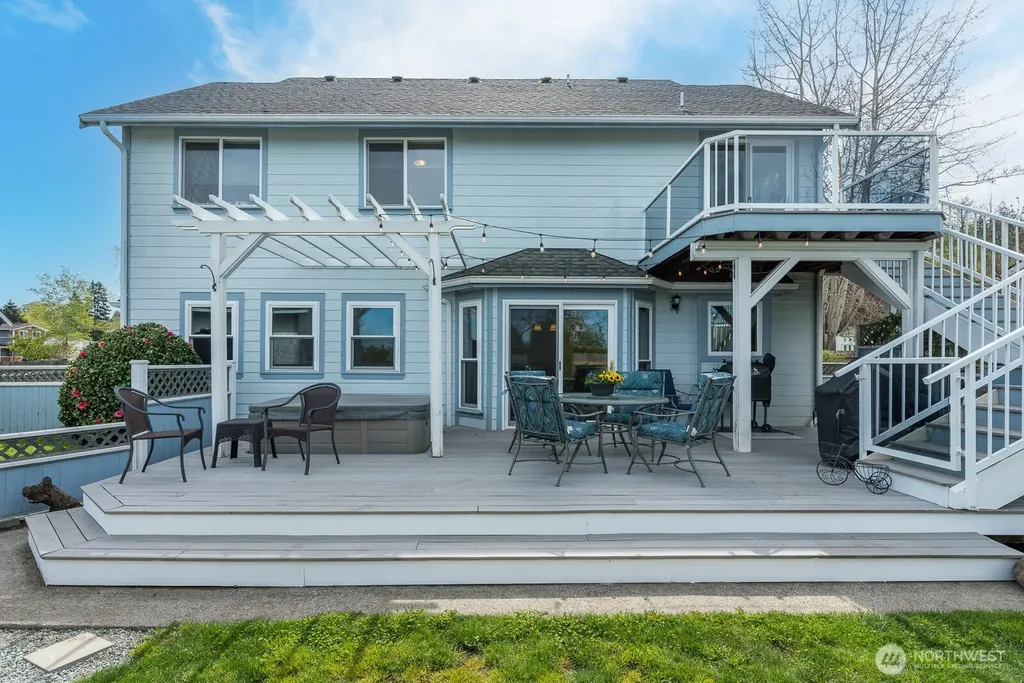 2412 16th Street Anacortes WA 98221