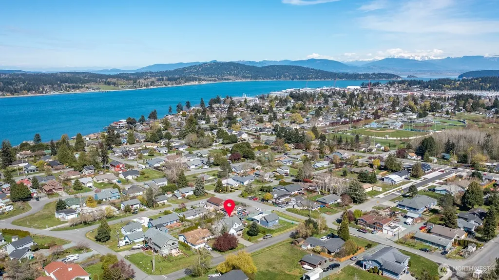 2412 16th Street Anacortes WA 98221