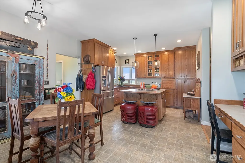 9177 Collins Road Sedro Woolley WA 98284