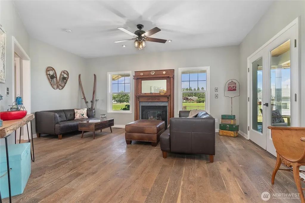 9177 Collins Road Sedro Woolley WA 98284