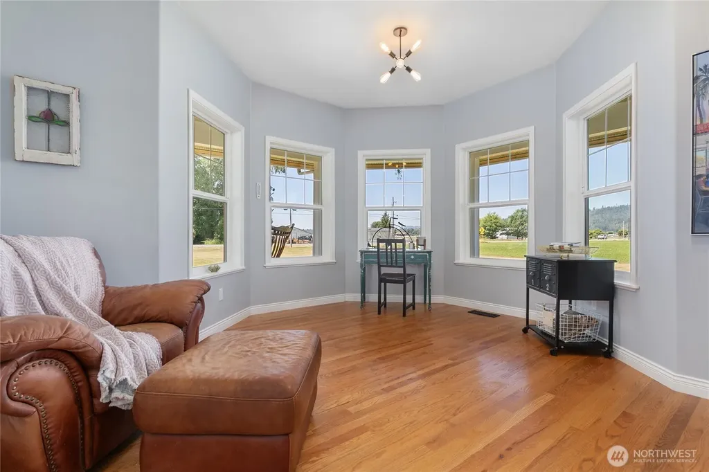 9177 Collins Road Sedro Woolley WA 98284