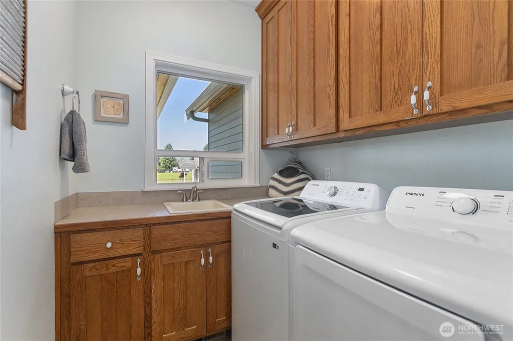 9177 Collins Road Sedro Woolley WA 98284