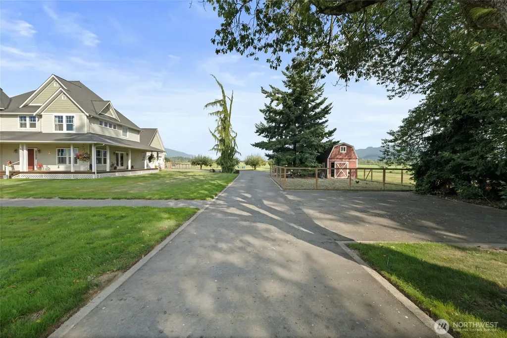 9177 Collins Road Sedro Woolley WA 98284