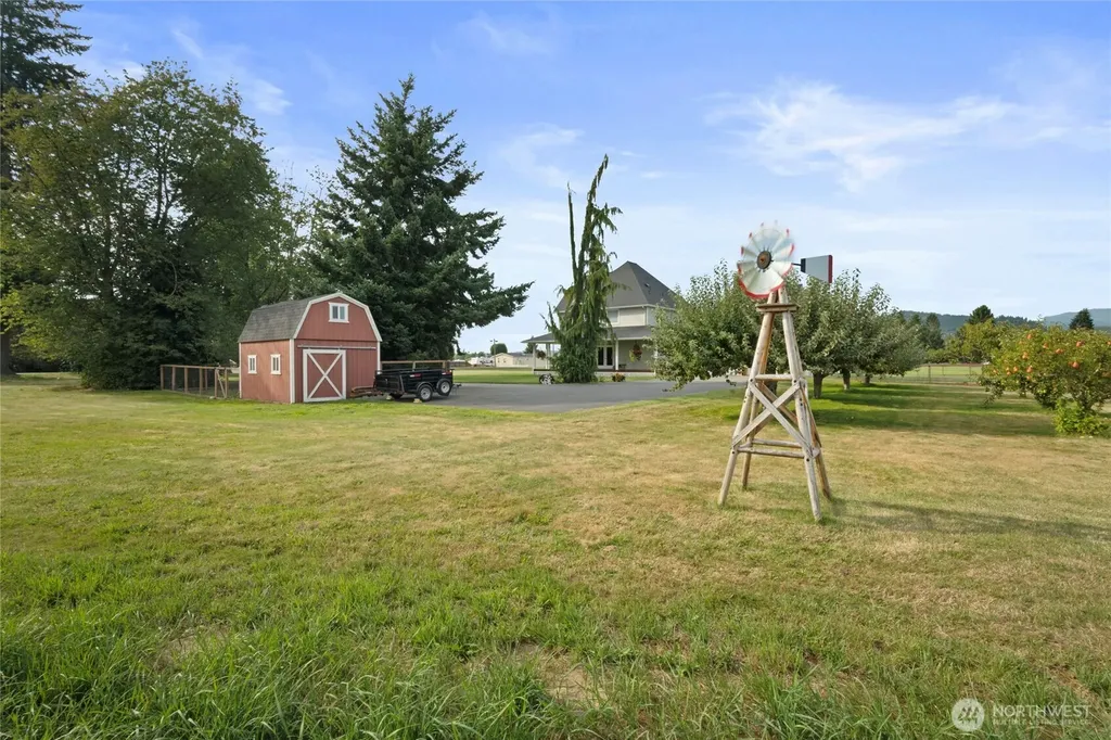 9177 Collins Road Sedro Woolley WA 98284