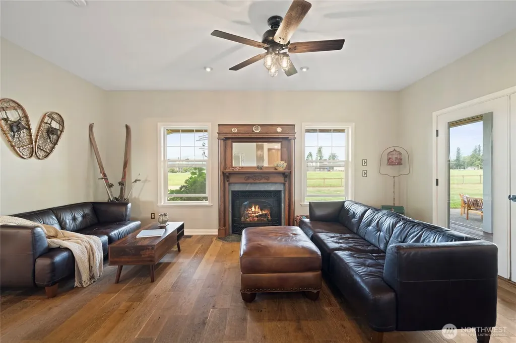 9177 Collins Road Sedro Woolley WA 98284