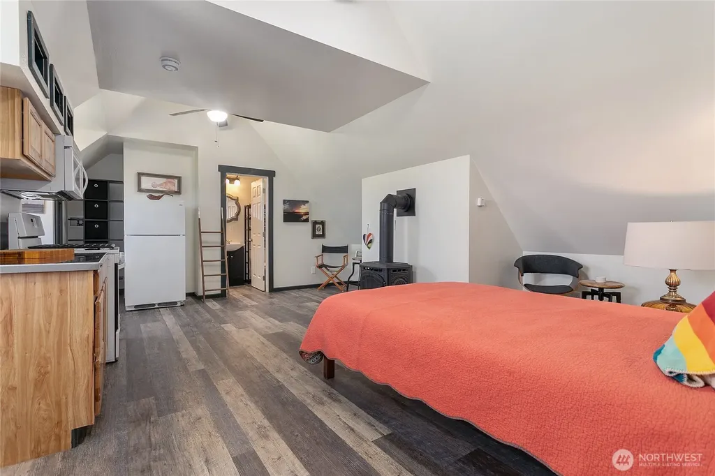 9177 Collins Road Sedro Woolley WA 98284
