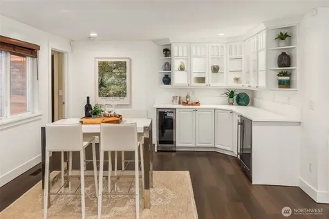 20 Cascade Key Bellevue WA 98006