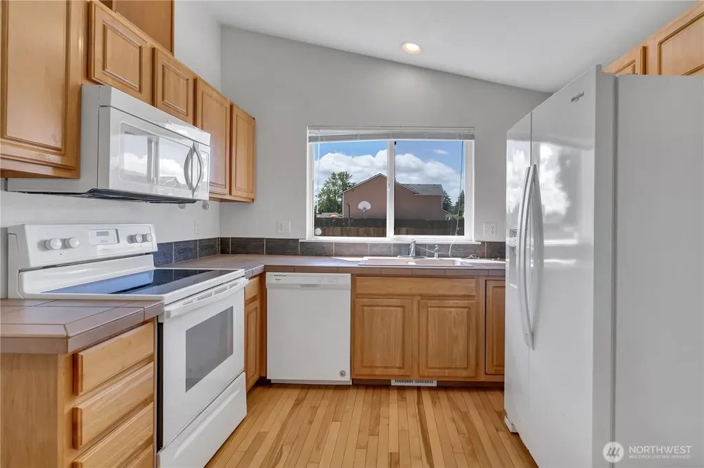 7703 51st Avenue W Lakewood WA 98499