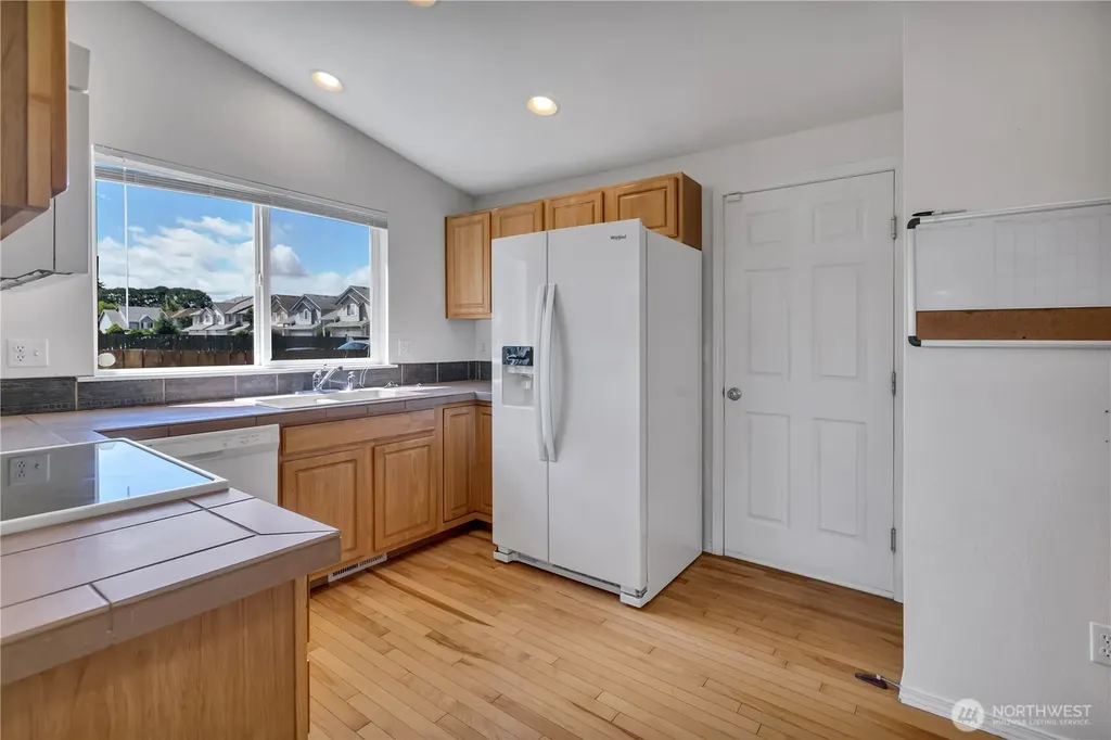 7703 51st Avenue W Lakewood WA 98499