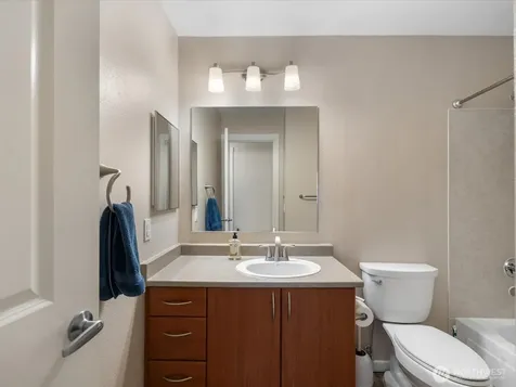 15415 35th Avenue W Lynnwood WA 98087