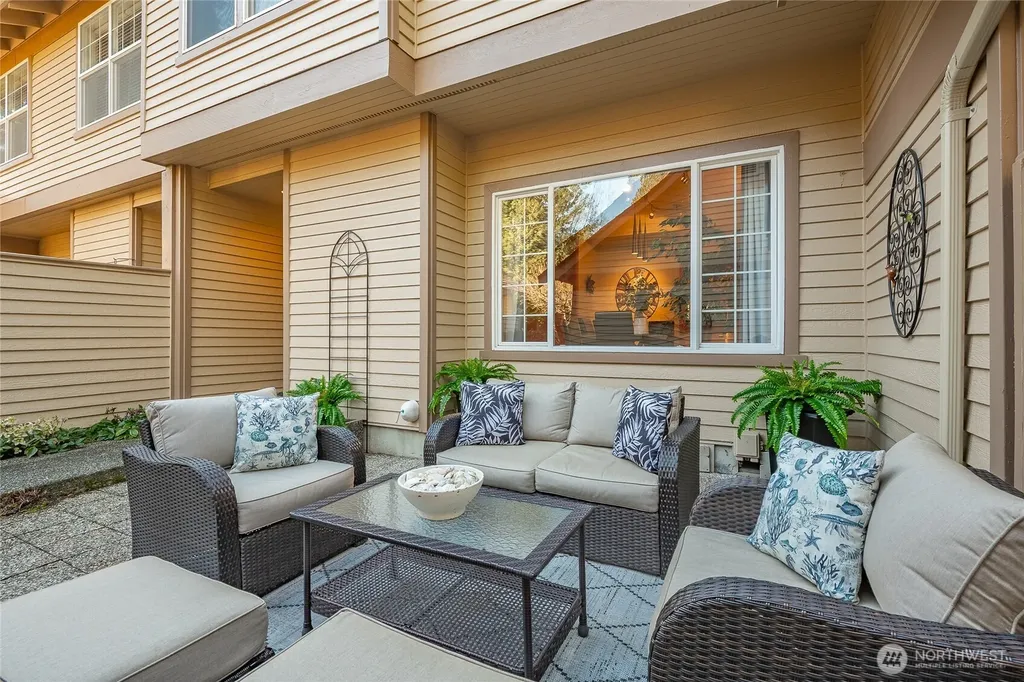9141 Gleneagle Drive Blaine WA 98230