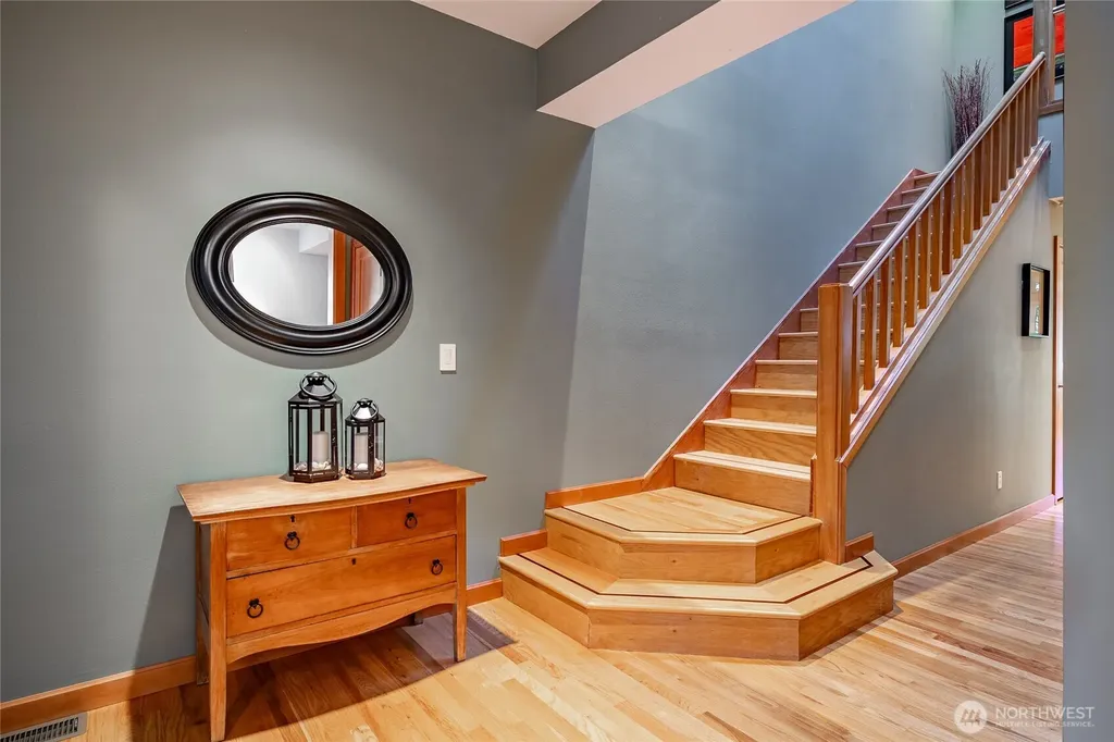 9141 Gleneagle Drive Blaine WA 98230