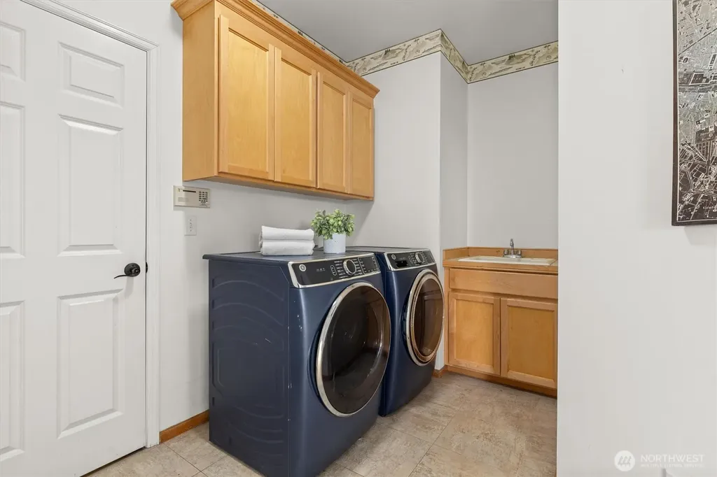 35204 SE Augusta Place Snoqualmie WA 98065