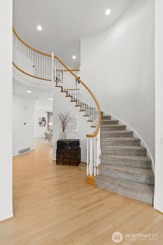 35204 SE Augusta Place Snoqualmie WA 98065