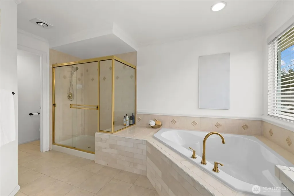 35204 SE Augusta Place Snoqualmie WA 98065