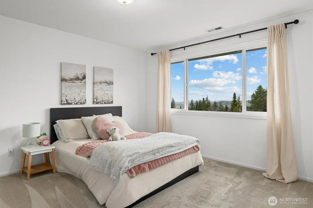 35204 SE Augusta Place Snoqualmie WA 98065