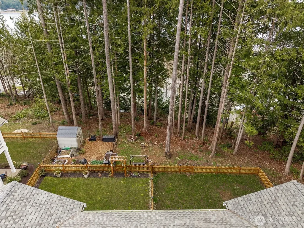 21 E Sullivan Street Allyn WA 98524