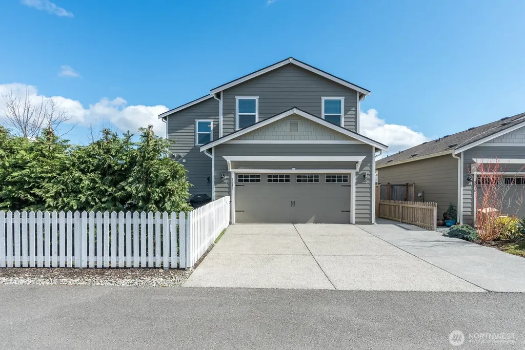 3246 Scotland Alley Mount Vernon WA 98273