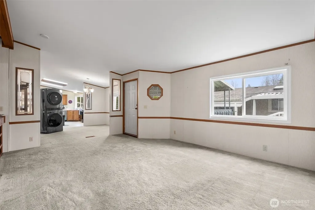 139 NE Saturn Lane Bremerton WA 98311
