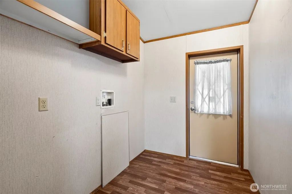139 NE Saturn Lane Bremerton WA 98311