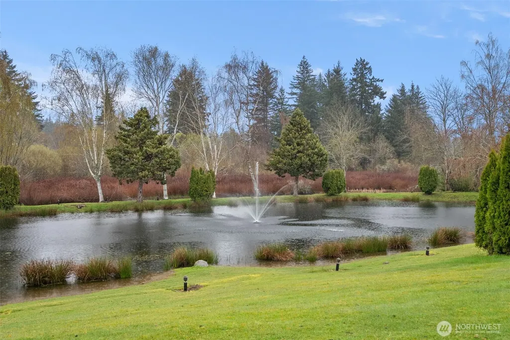 139 NE Saturn Lane Bremerton WA 98311
