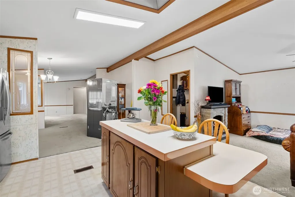 139 NE Saturn Lane Bremerton WA 98311