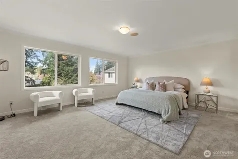765 Vashon Avenue NE Renton WA 98059