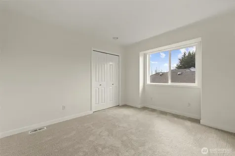 765 Vashon Avenue NE Renton WA 98059