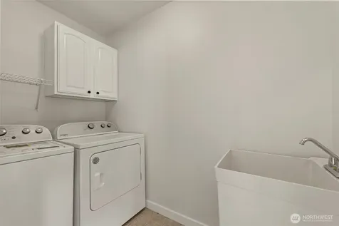 765 Vashon Avenue NE Renton WA 98059
