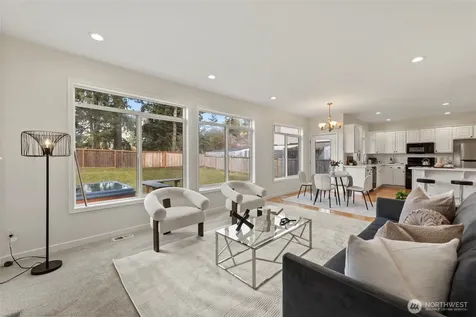 765 Vashon Avenue NE Renton WA 98059
