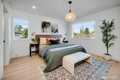 4405 S Holly Street Seattle WA 98118