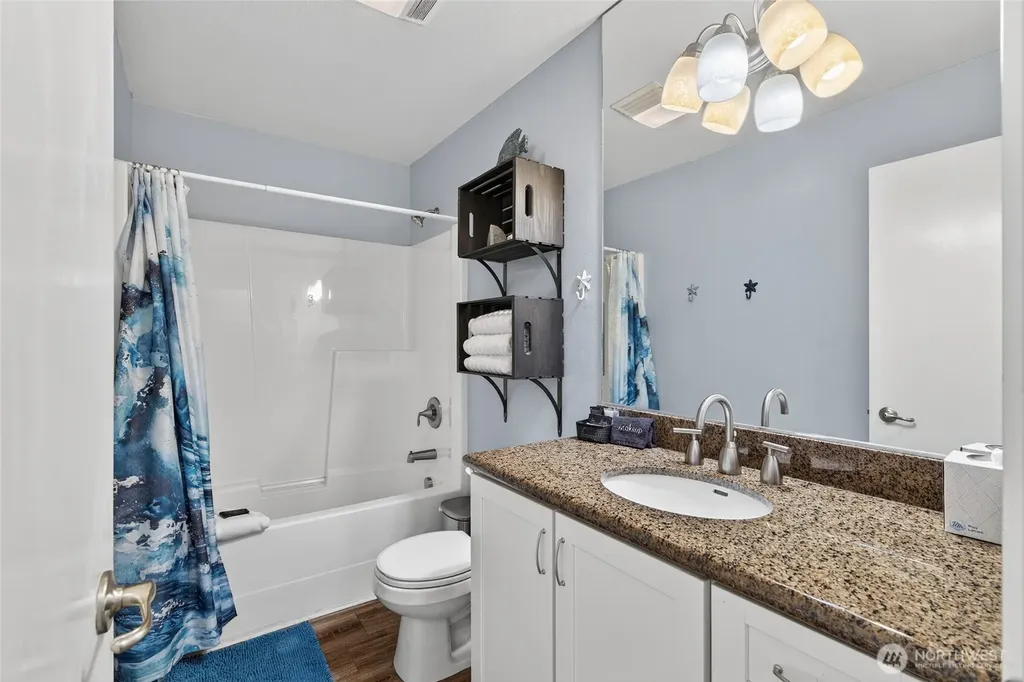 205 W Bolstad Avenue Long Beach WA 98631