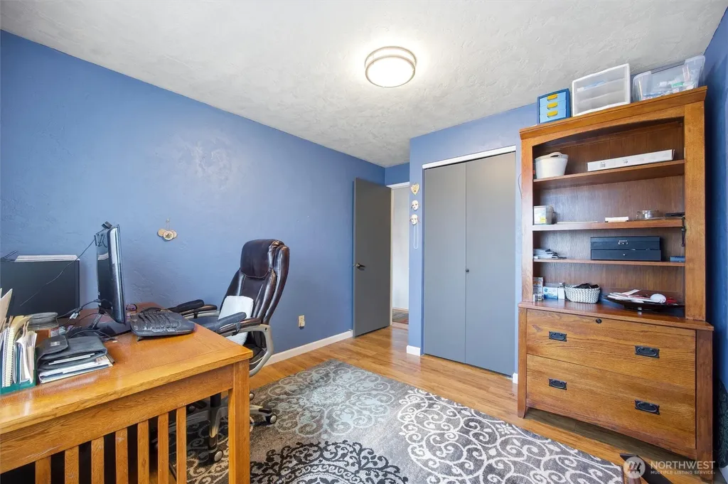 1840 W 11th Avenue Kennewick WA 99337